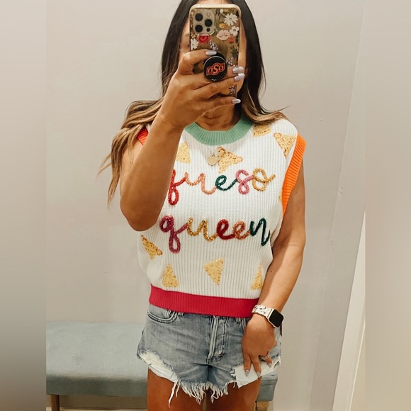 QUEEN OF SPARKLES nwt QUESO QUEEN Sweater Vest Top S - Picture 6 of 8